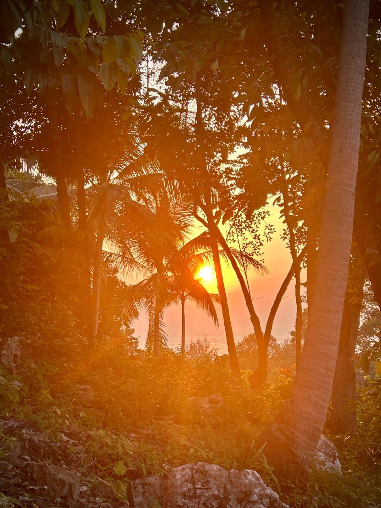 Kalani Bungalows, Haad Yao Exterior photo